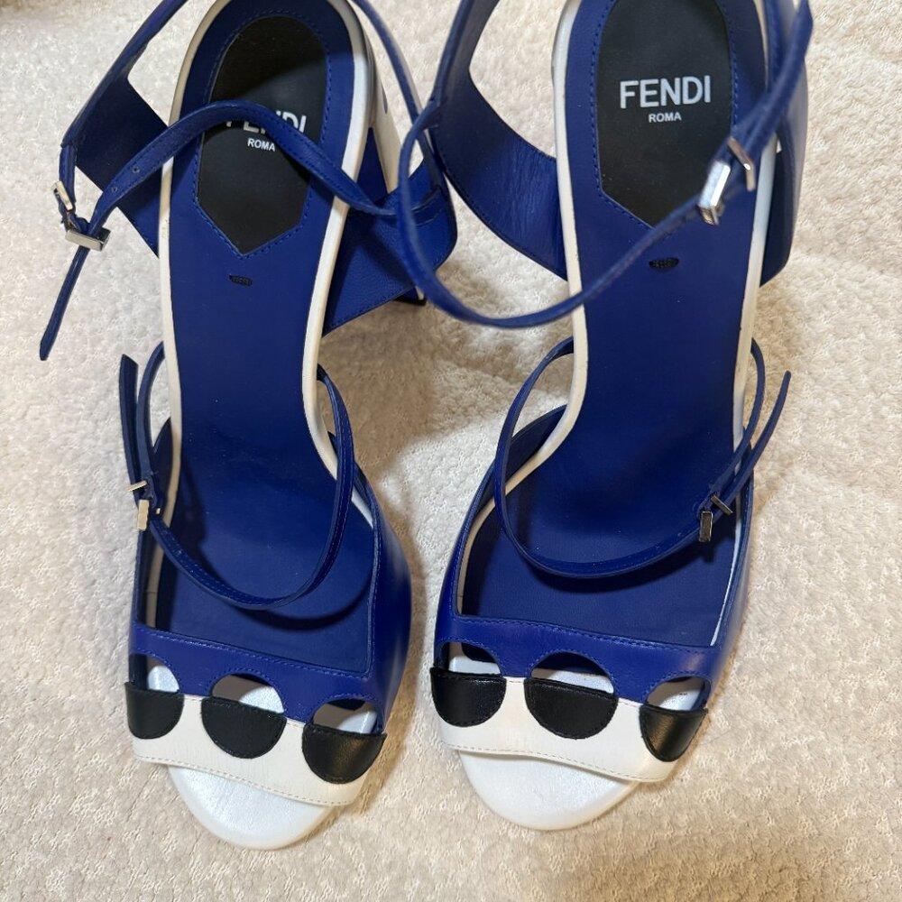 NWOT Fendi Blue and White Polka Dot Block Heel Sandal - Picture 5 of 5